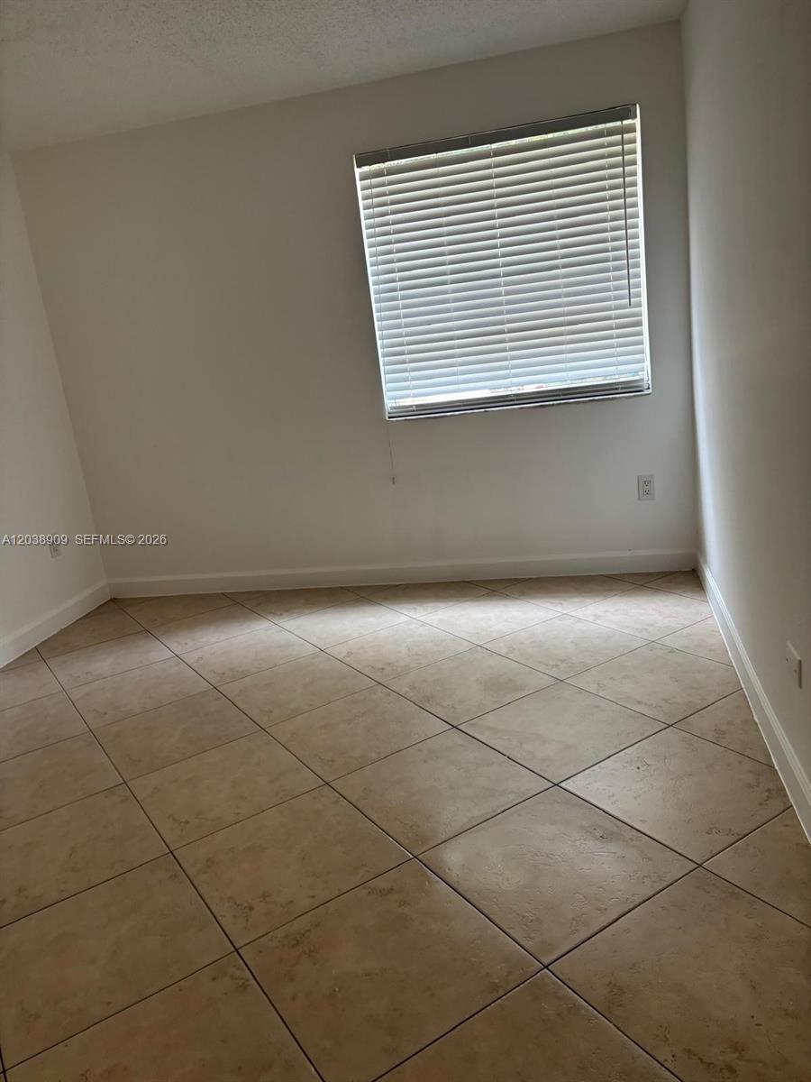 6276 Nw 186th Street 204 Property Photo 11