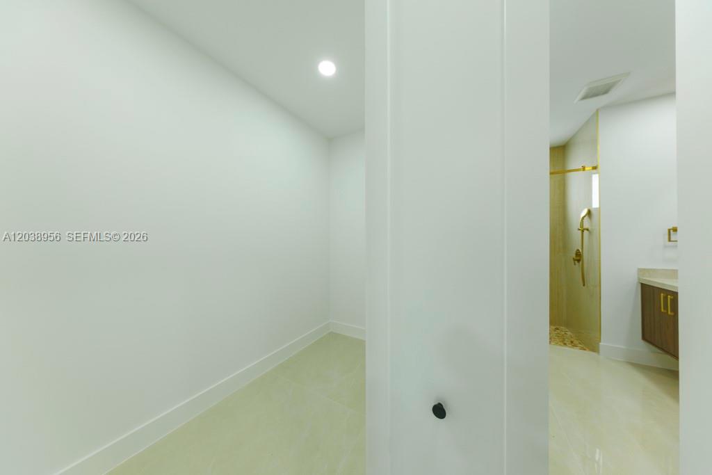 814 Calyton Avenue Property Photo 20