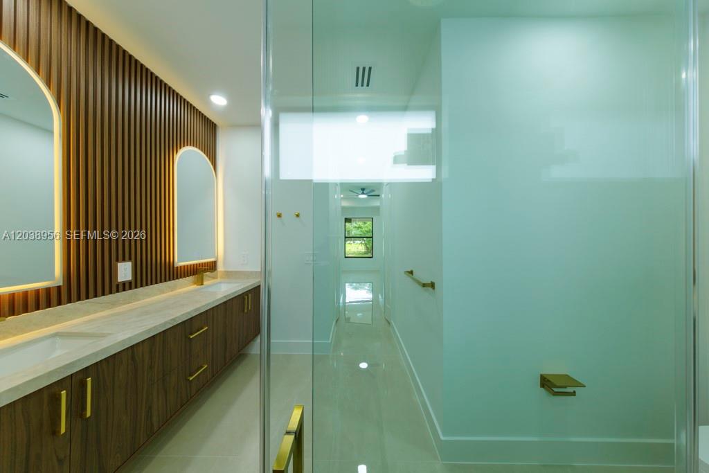 814 Calyton Avenue Property Photo 29