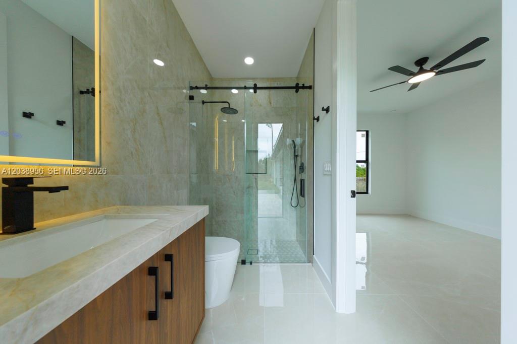 814 Calyton Avenue Property Photo 43