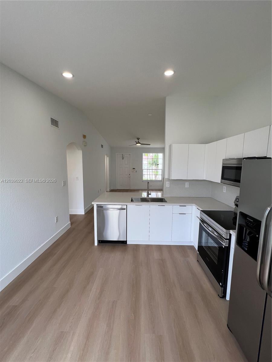18739 Sw 28th Street Property Photo 1