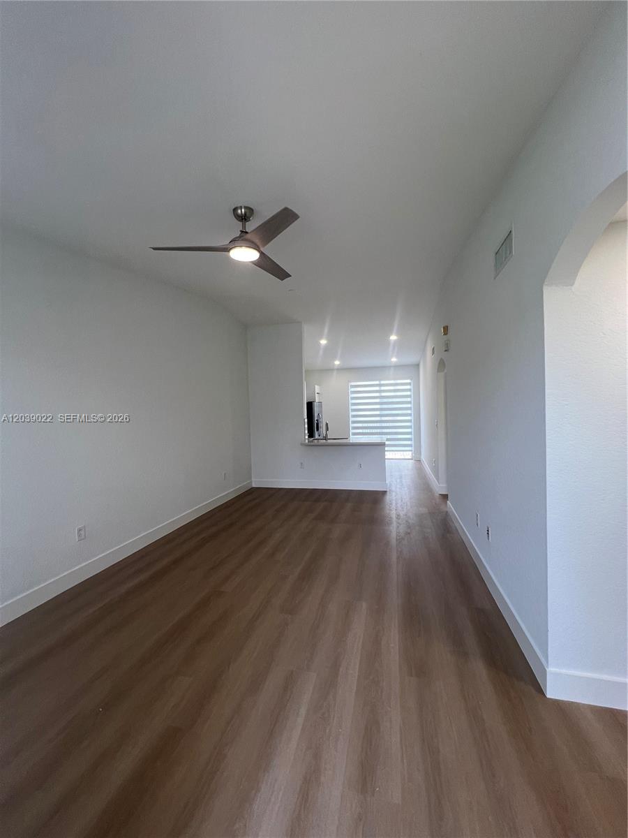 18739 Sw 28th Street Property Photo 3