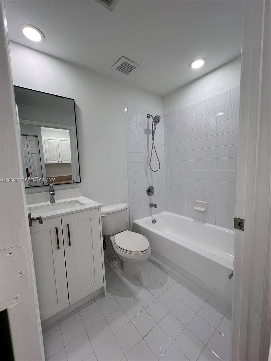 18739 Sw 28th Street Property Photo 24
