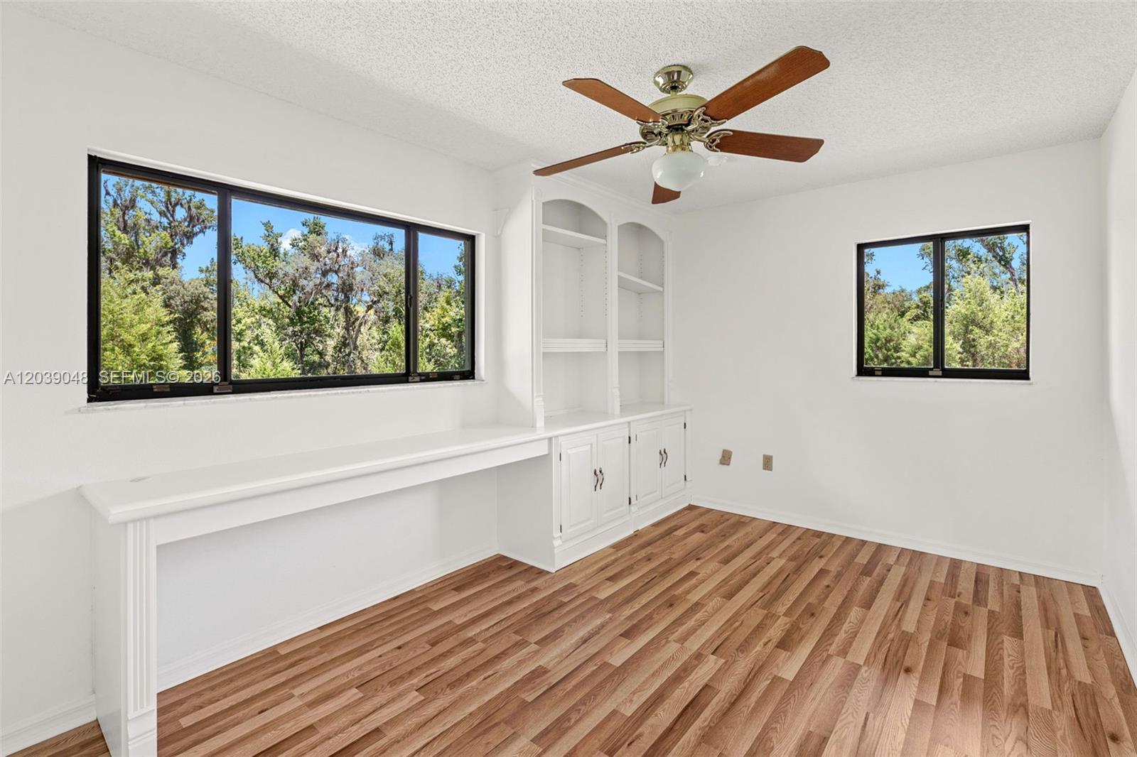 27255 Hickory Hill Property Photo 36