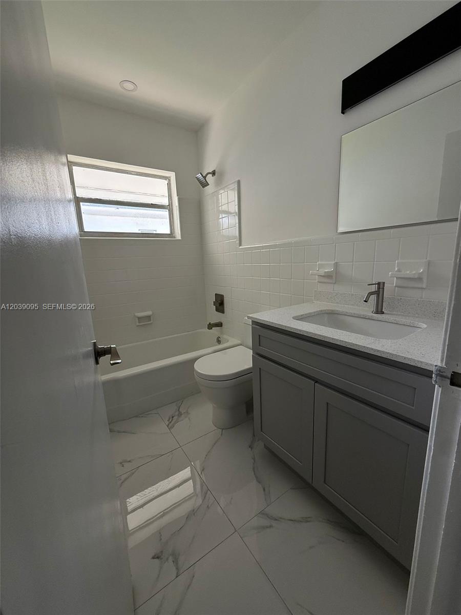 2191 Ne 167th Street 1 Property Photo 3