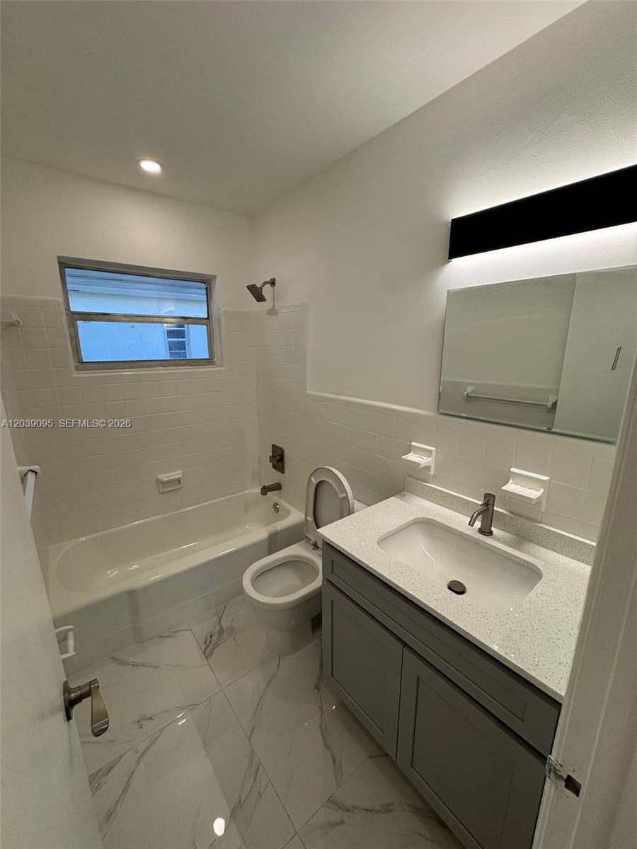 2191 Ne 167th Street 1 Property Photo 9