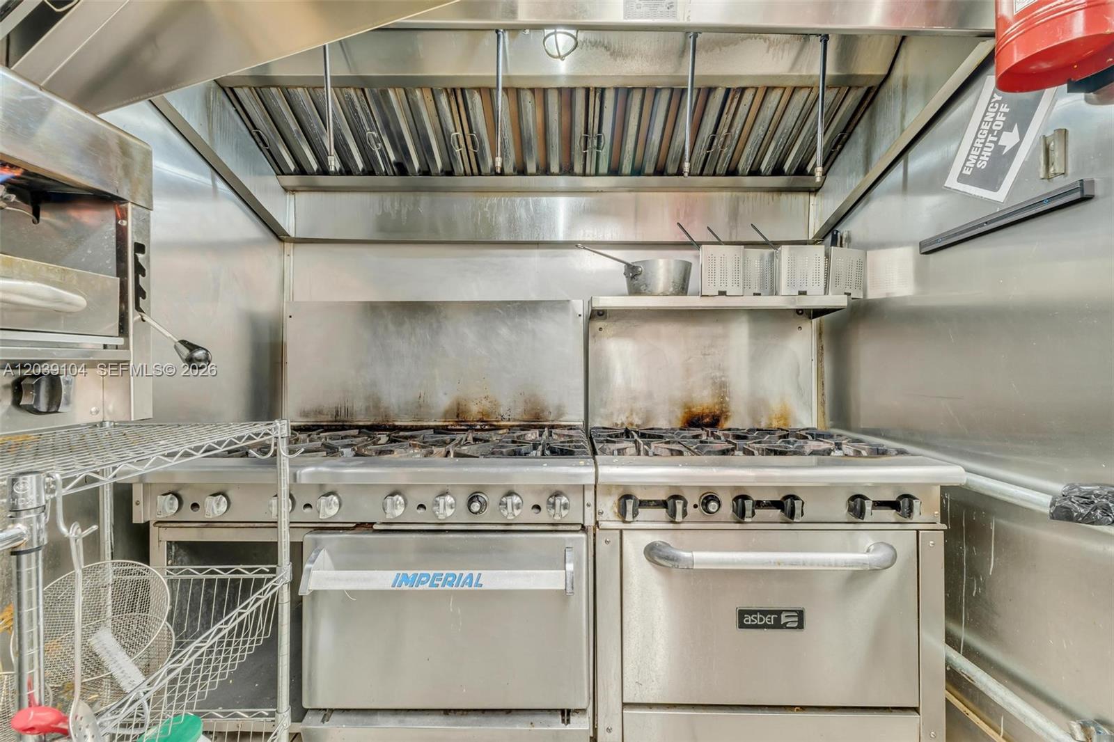 A12039104 Property Photo 32