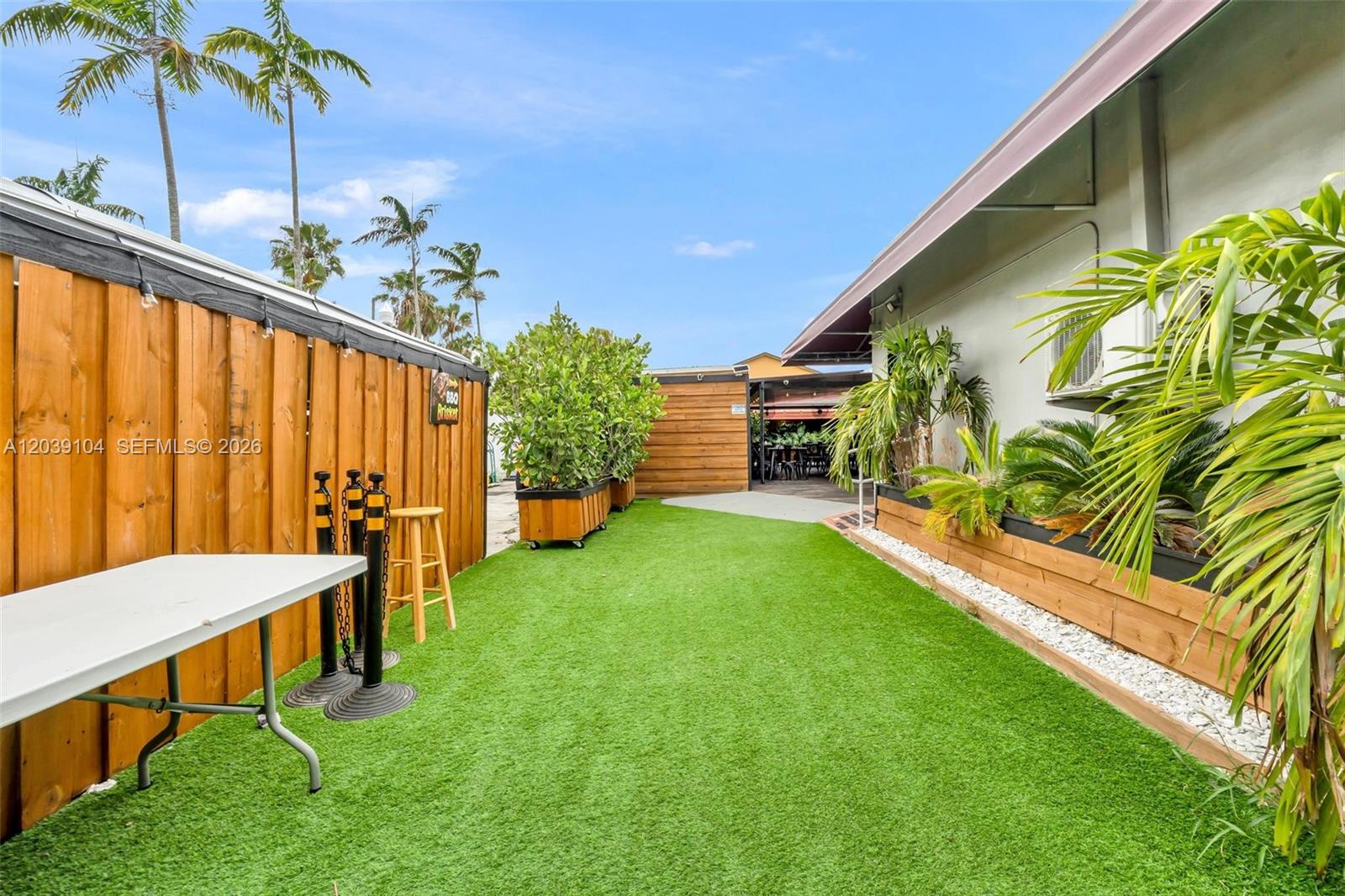 A12039104 Property Photo 43
