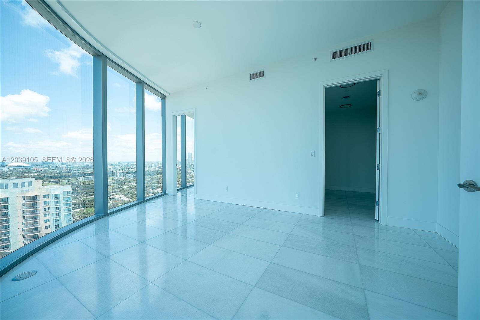 A12039105 Property Photo 13