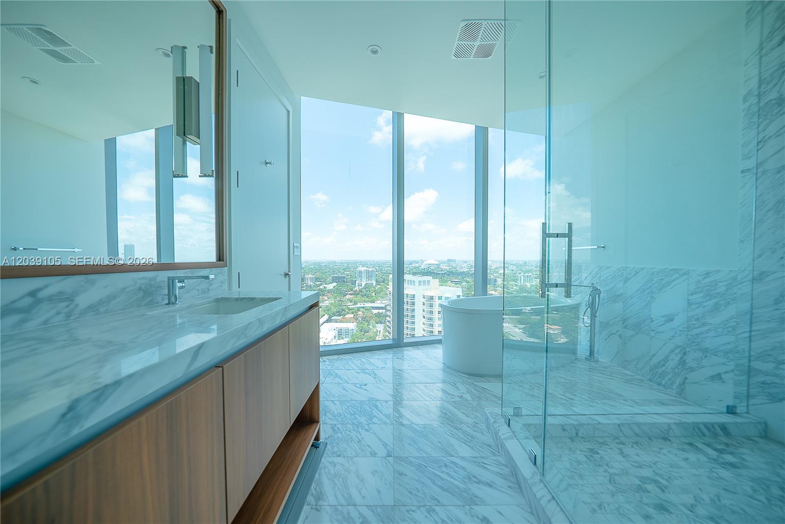 A12039105 Property Photo 15