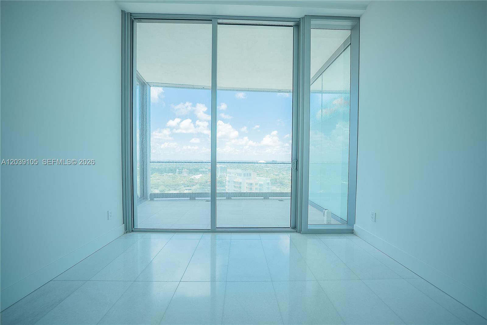 A12039105 Property Photo 21