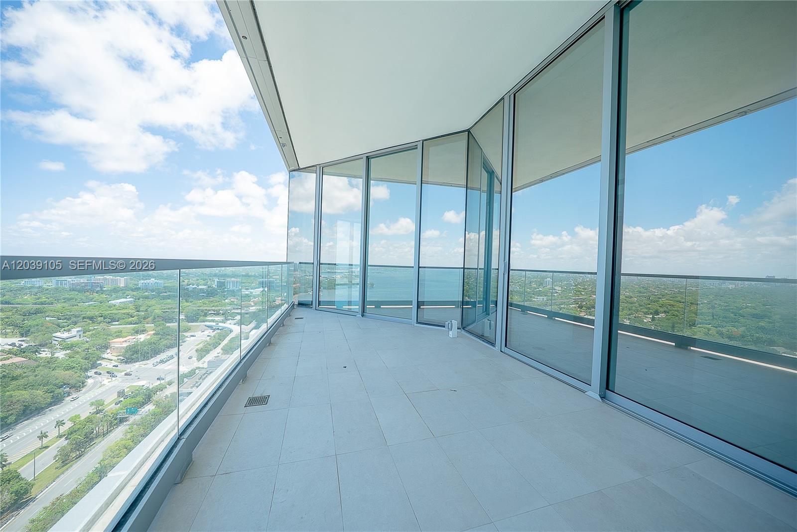 A12039105 Property Photo 22