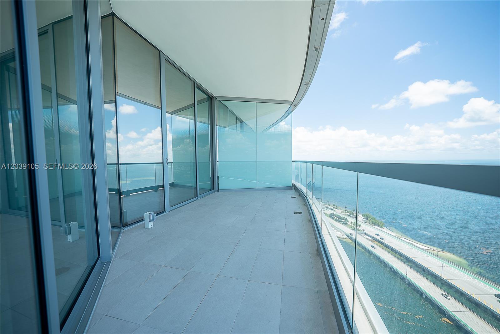 A12039105 Property Photo 24