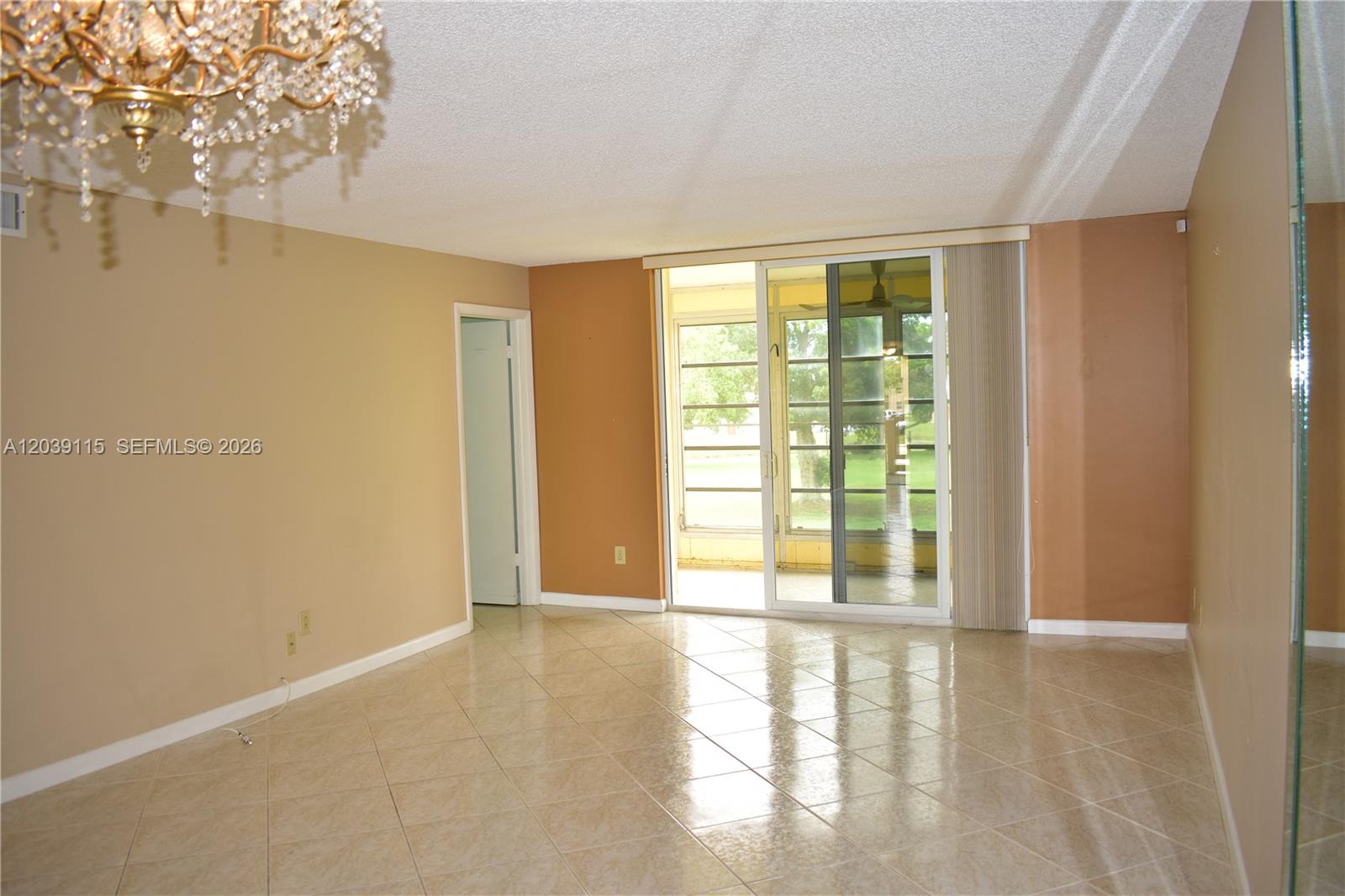 9300 Sunrise Lakes Boulevard 208 Property Photo 6
