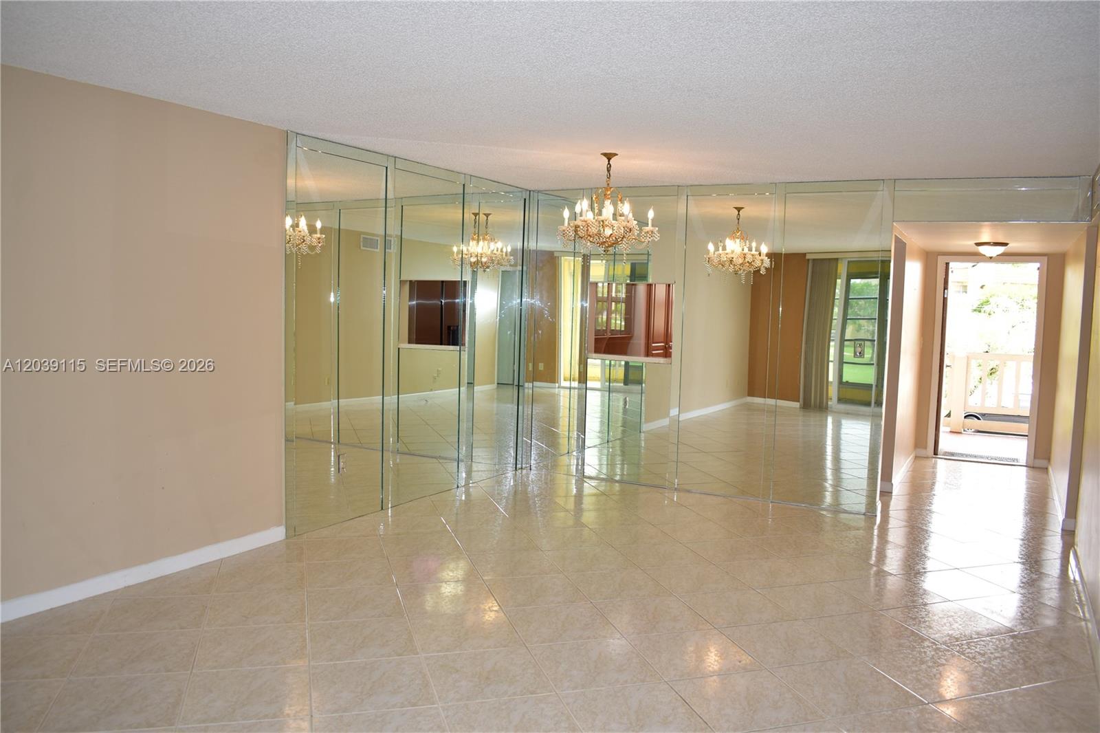 9300 Sunrise Lakes Boulevard 208 Property Photo 7