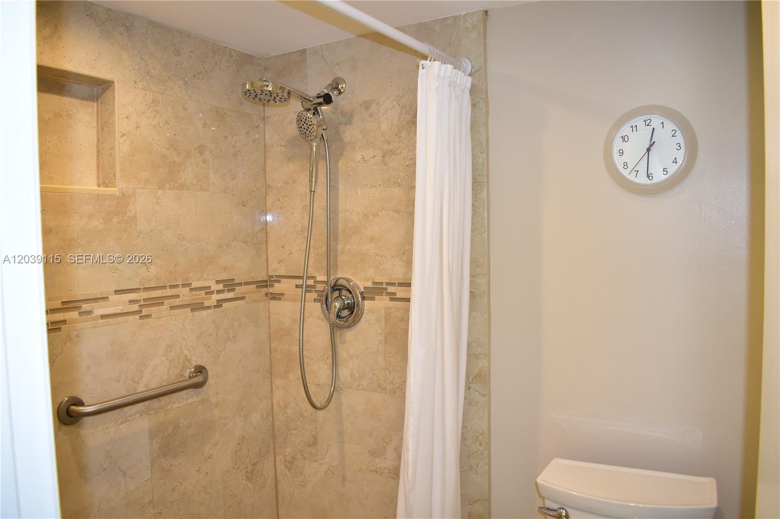 9300 Sunrise Lakes Boulevard 208 Property Photo 14