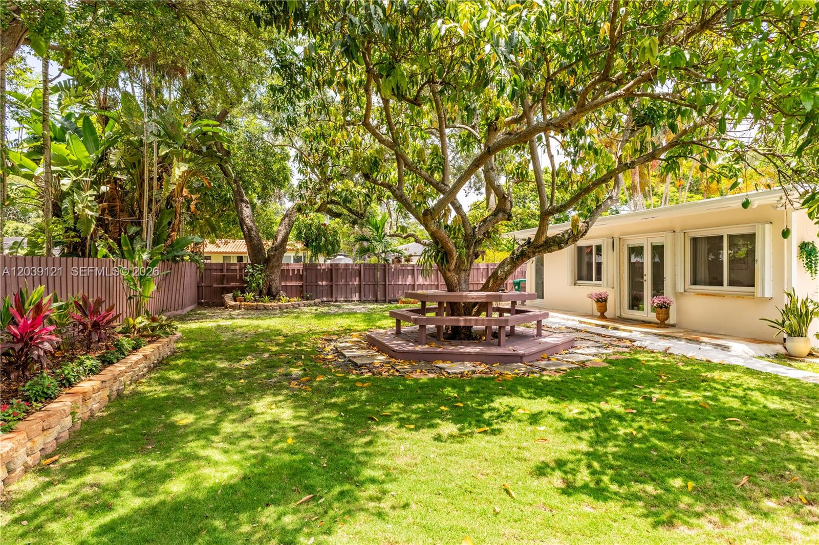 A12039121 Property Photo 3