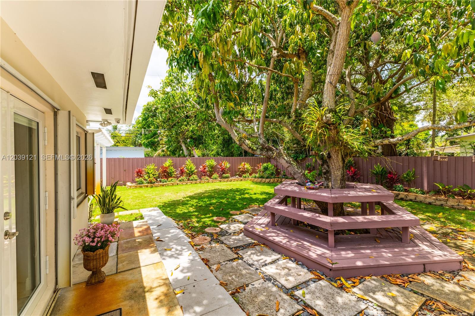 A12039121 Property Photo 10