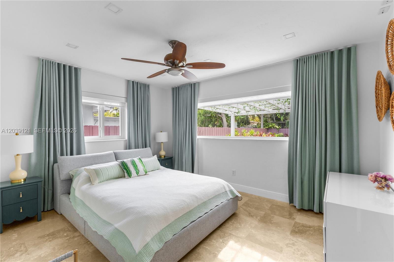A12039121 Property Photo 18