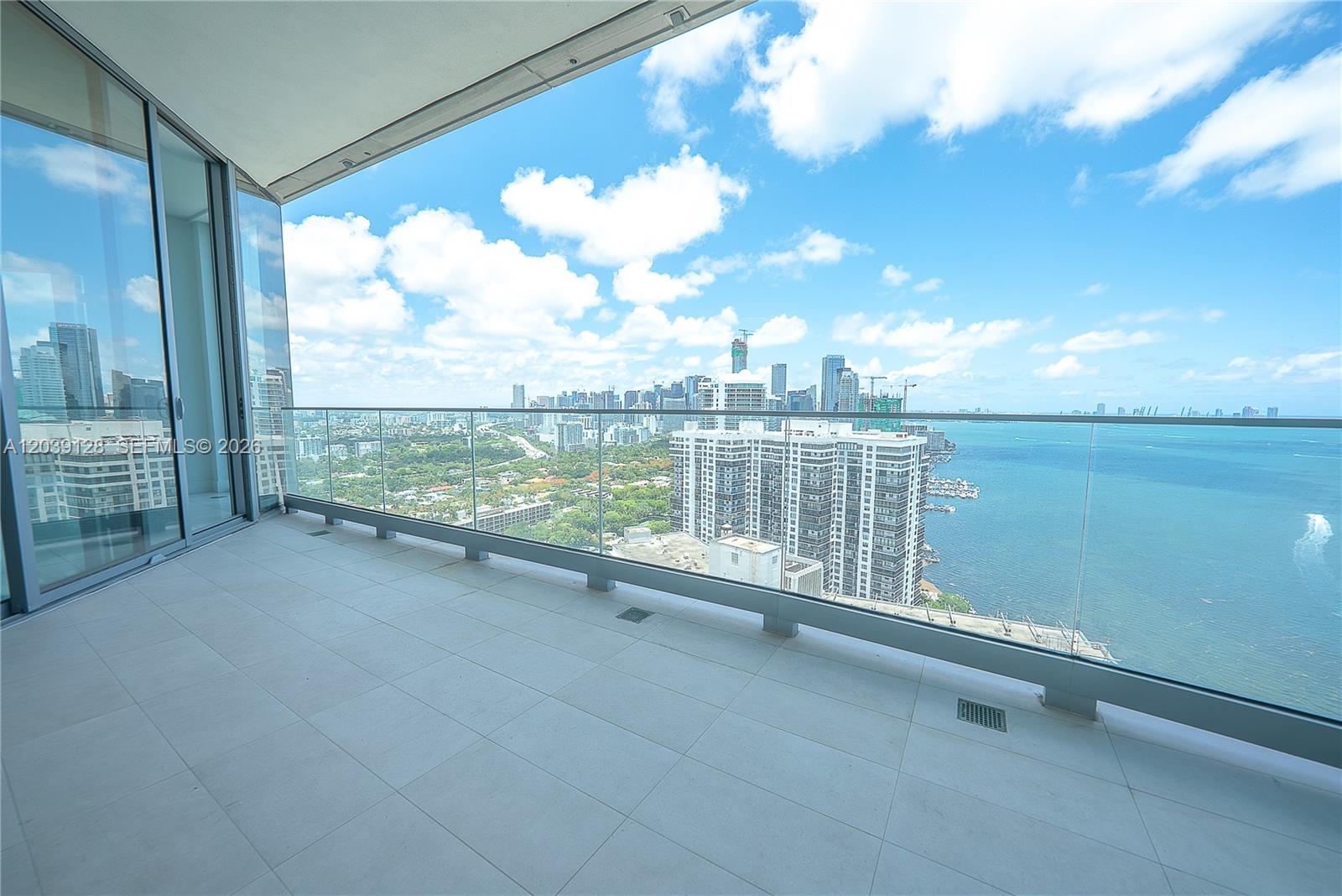 A12039128 Property Photo 14