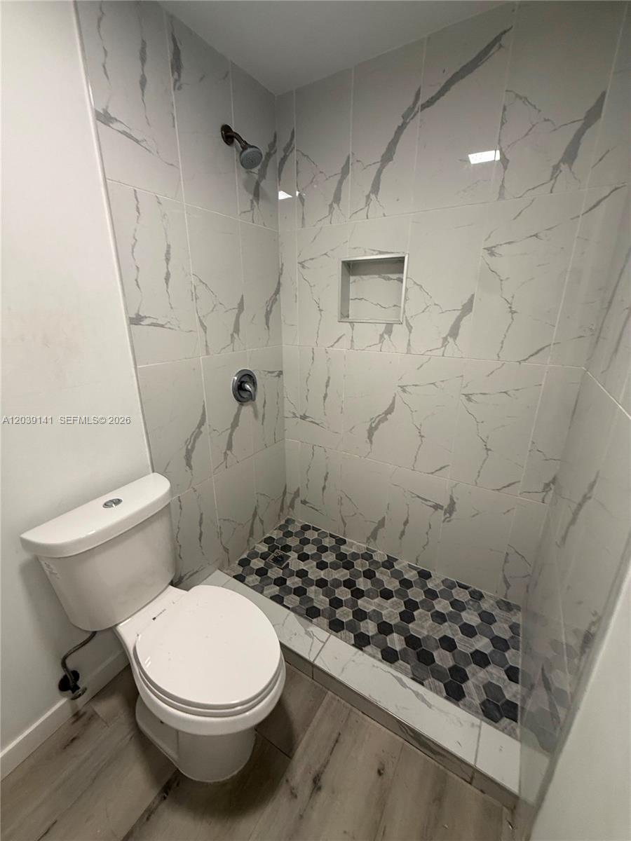A12039141 Property Photo 20
