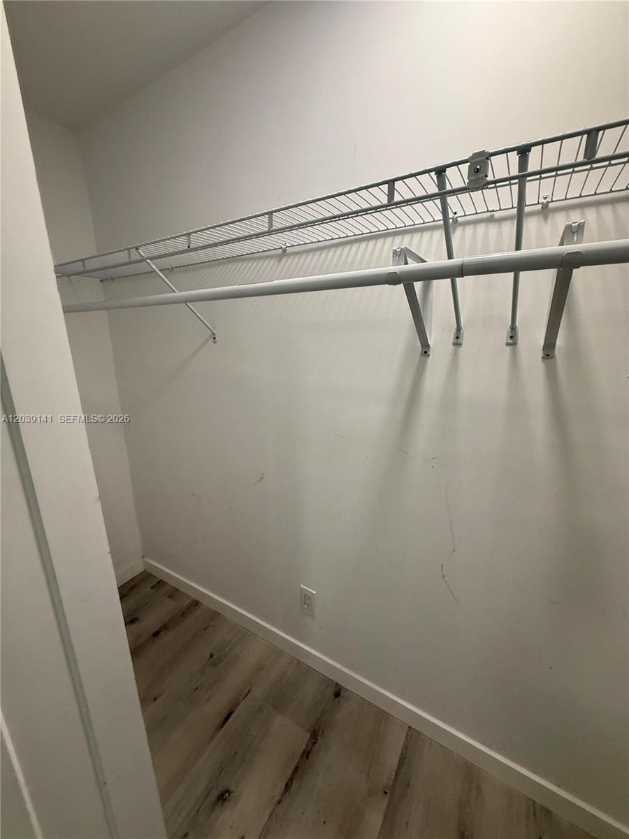 A12039141 Property Photo 22