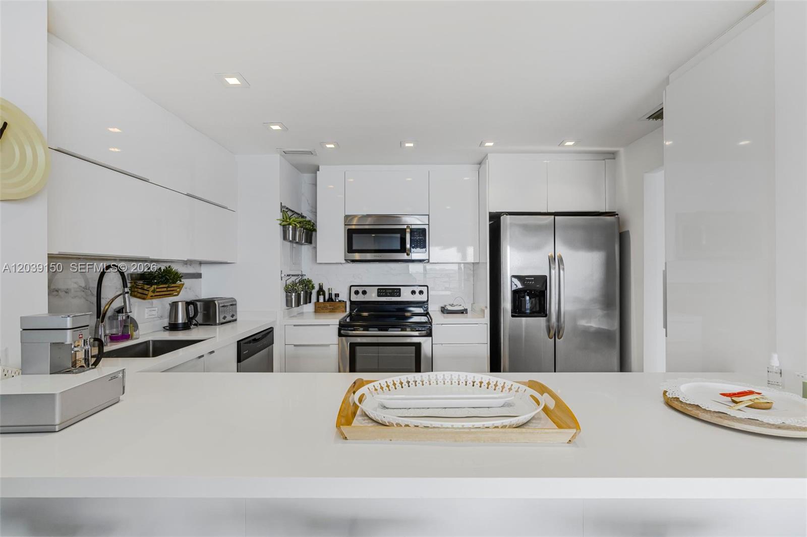 11111 Biscayne Boulevard 8c Property Photo 7