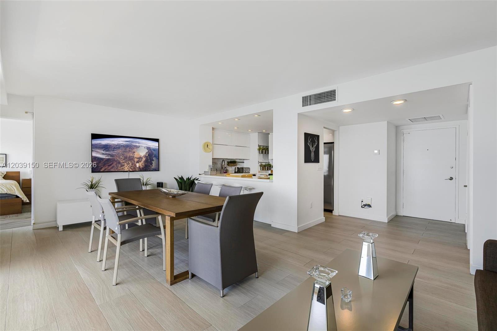 11111 Biscayne Boulevard 8c Property Photo 9