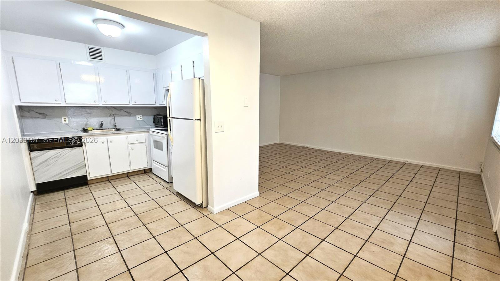 13155 Sw 7th Court 109e Property Photo 8