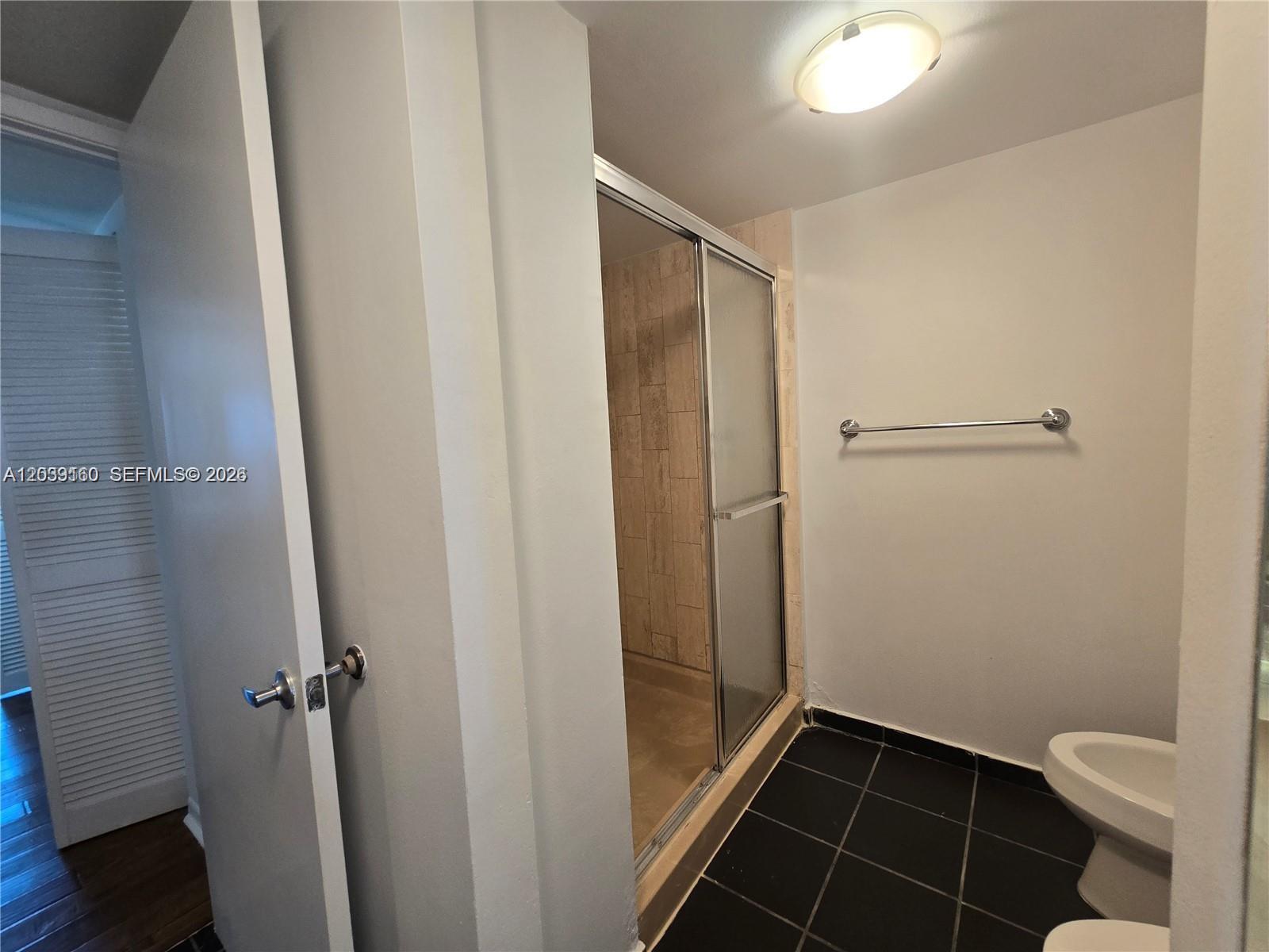 A12039160 Property Photo 9