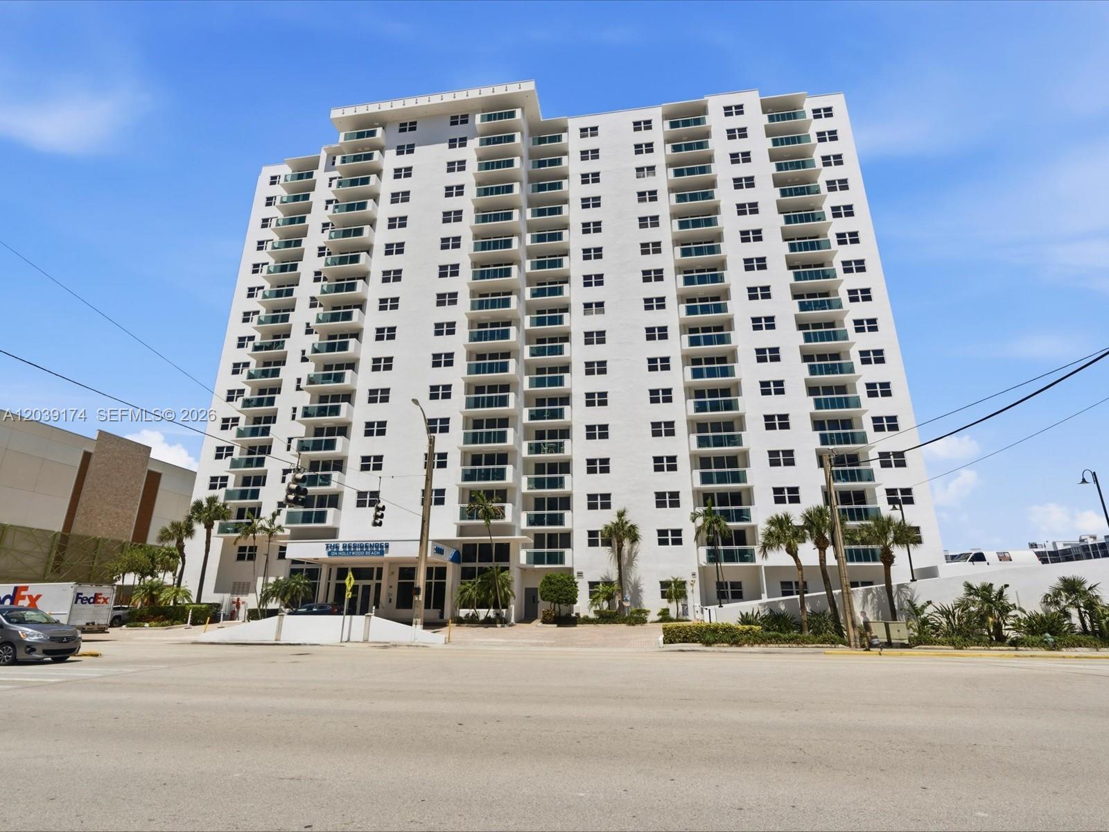 3000 S Ocean Drive 718 Property Photo 6