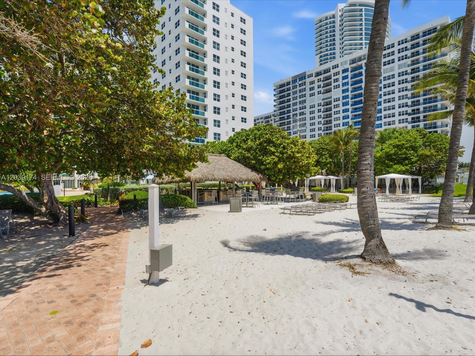 3000 S Ocean Drive 718 Property Photo 18