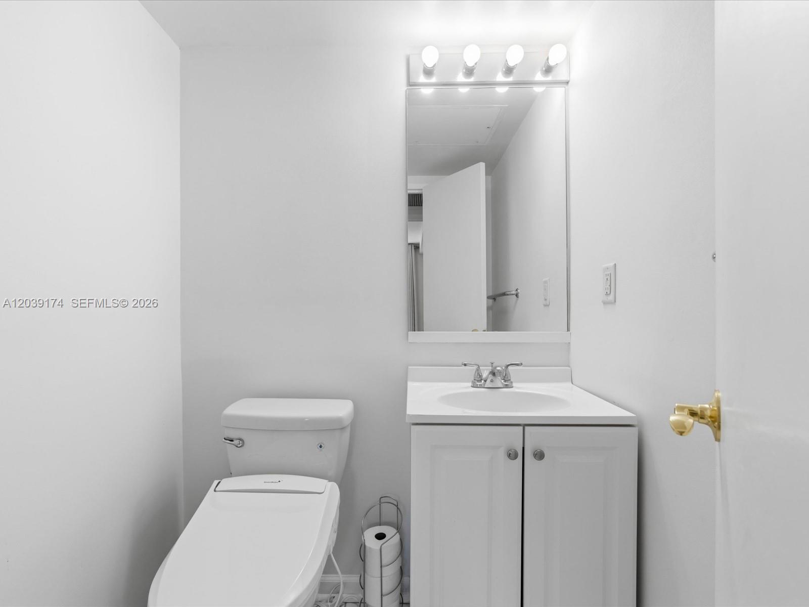 3000 S Ocean Drive 718 Property Photo 40