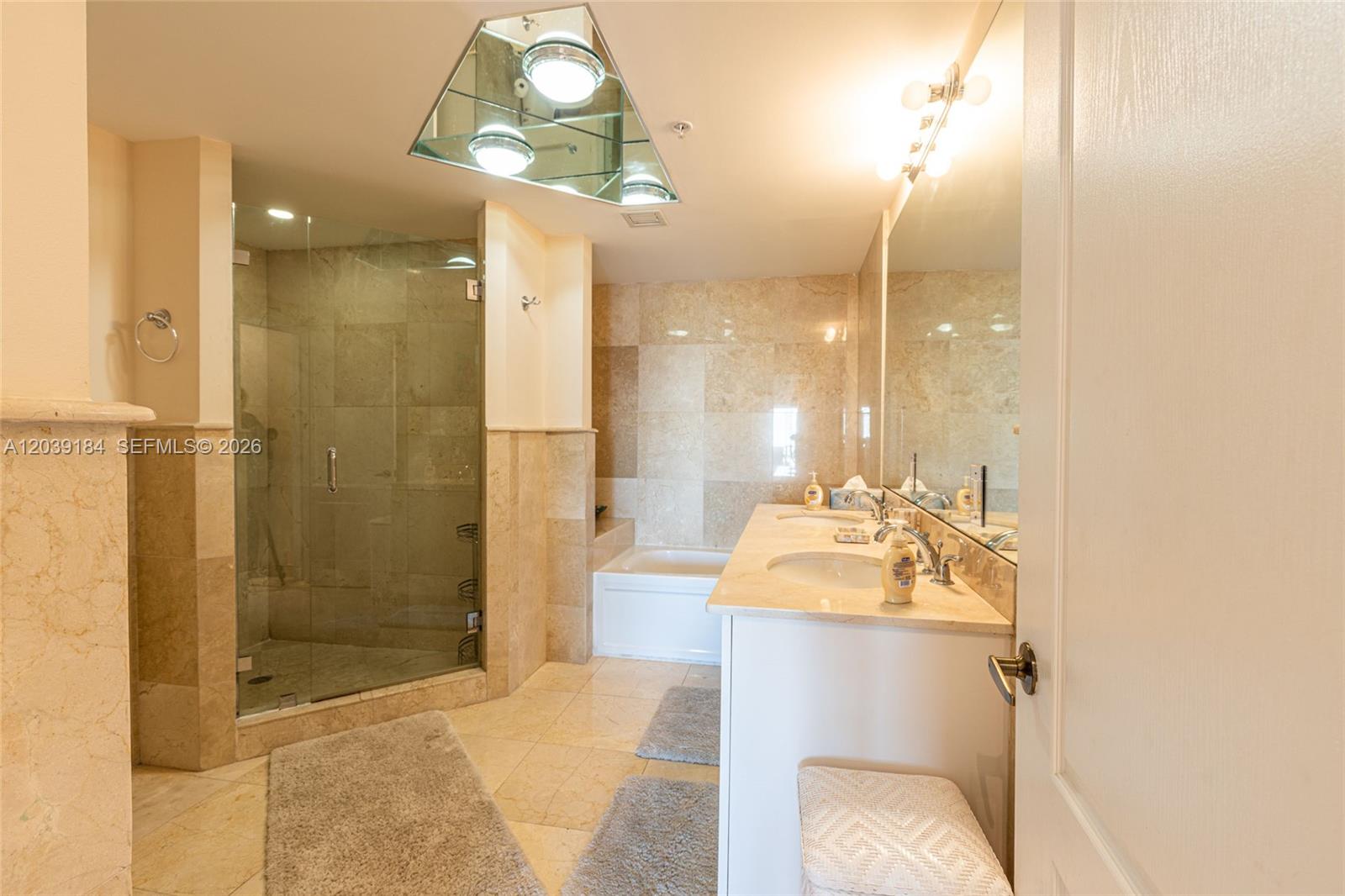 17555 Atlantic Boulevard Uph6 Property Photo 7