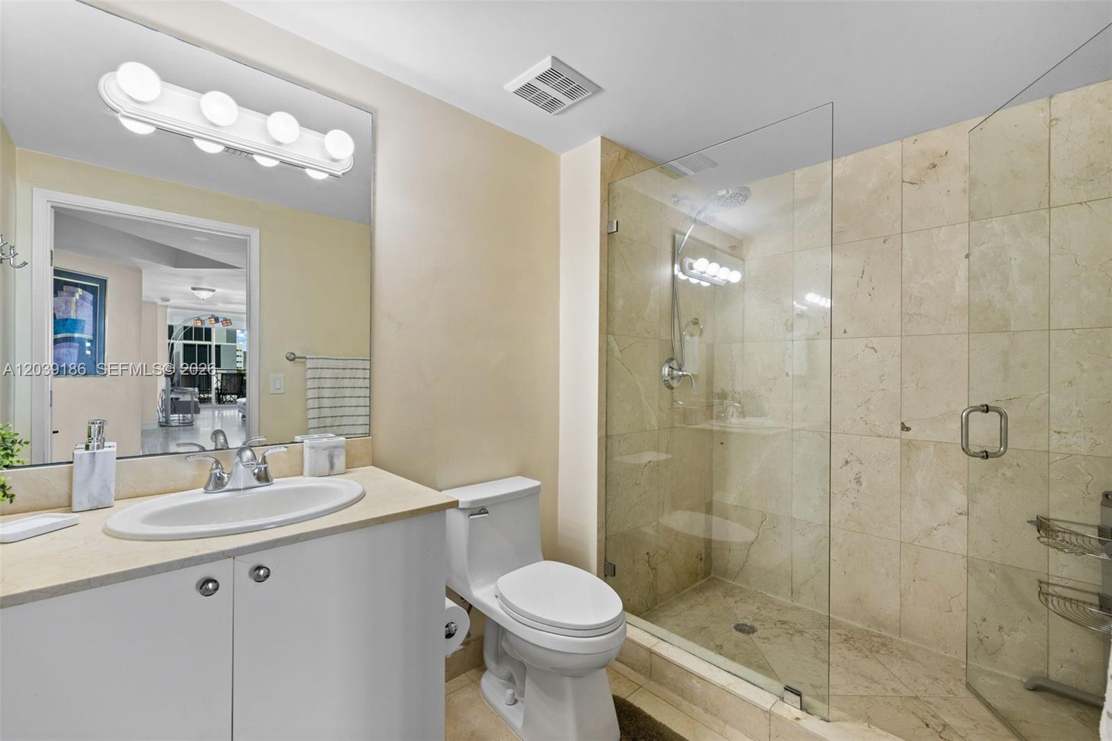 17555 Atlantic Boulevard 708 Property Photo 33