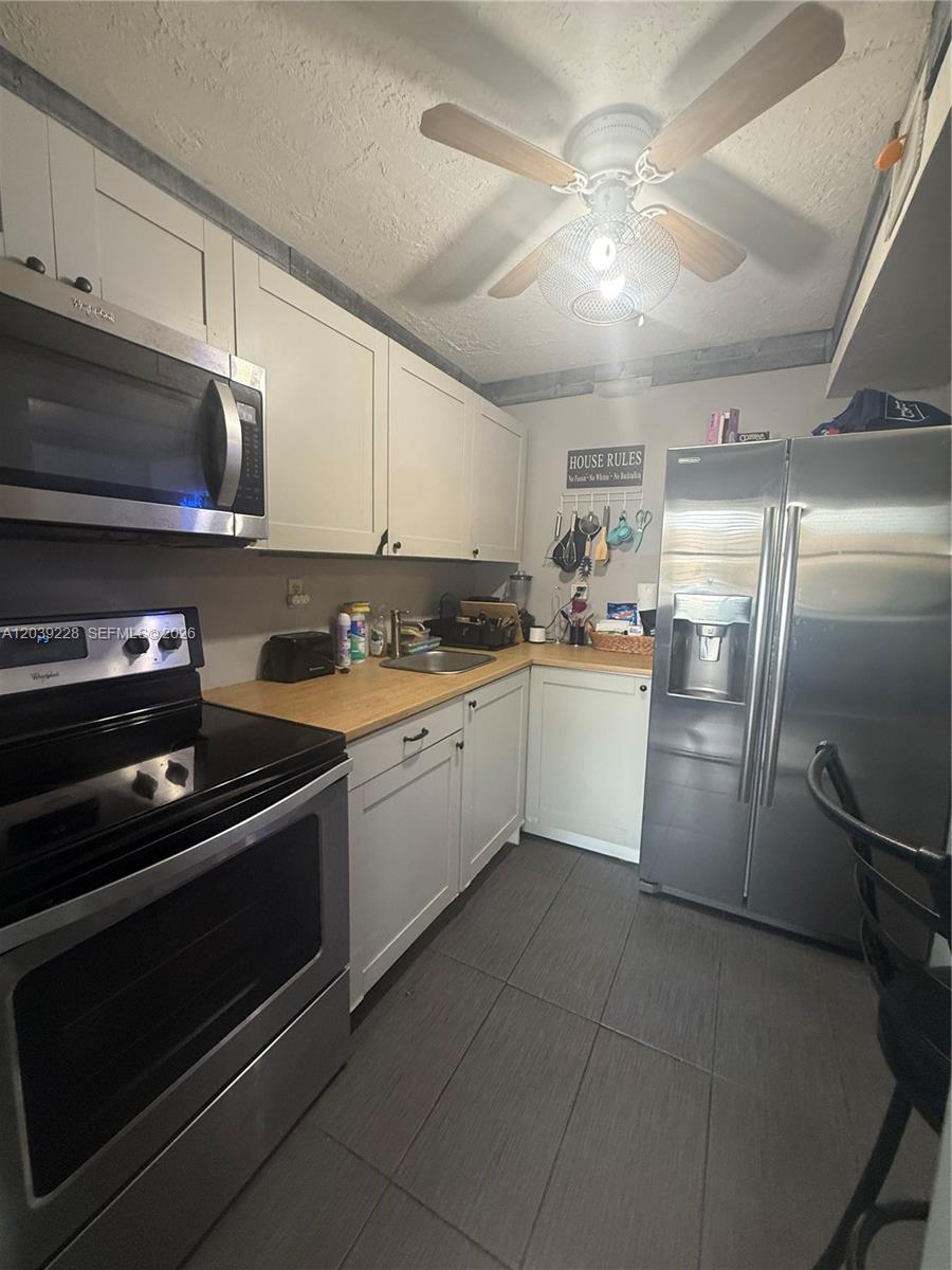 9081 Sunrise Lakes Boulevard 108 Property Photo 1