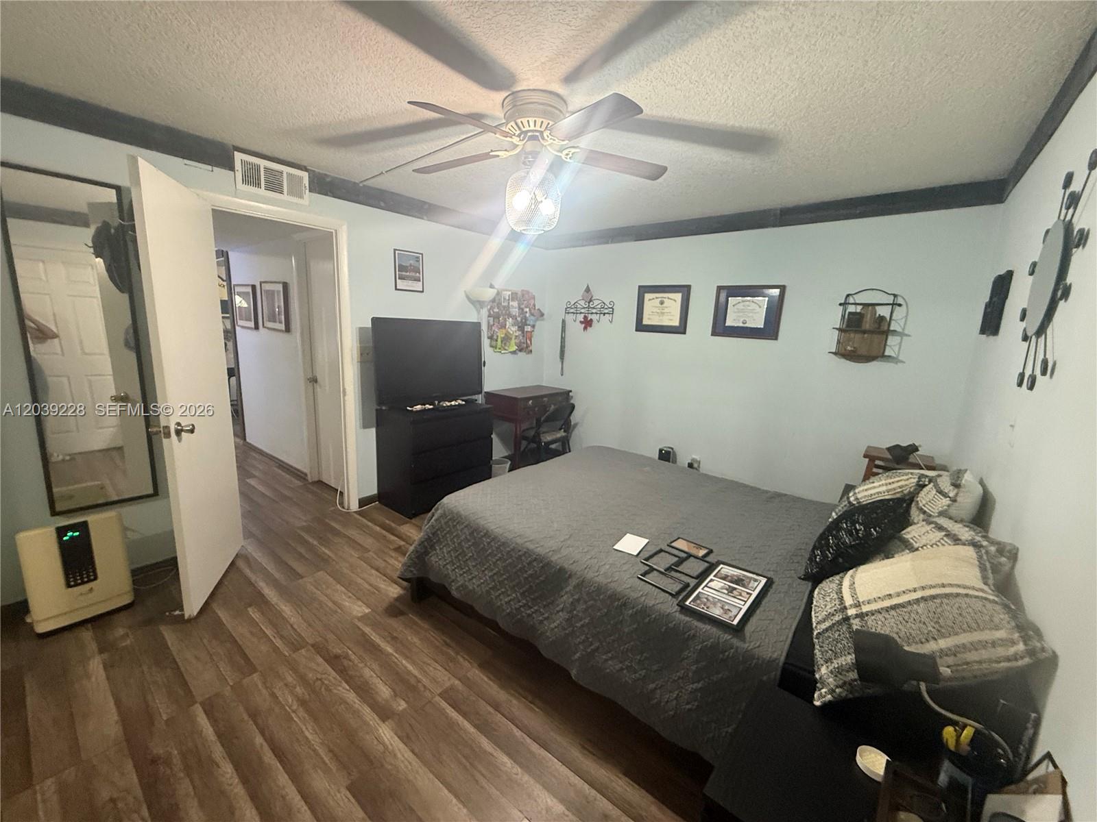 9081 Sunrise Lakes Boulevard 108 Property Photo 17