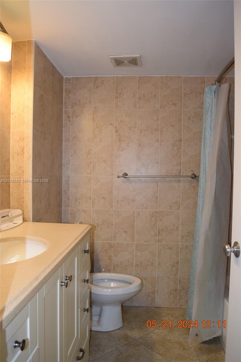 A12039280 Property Photo 10