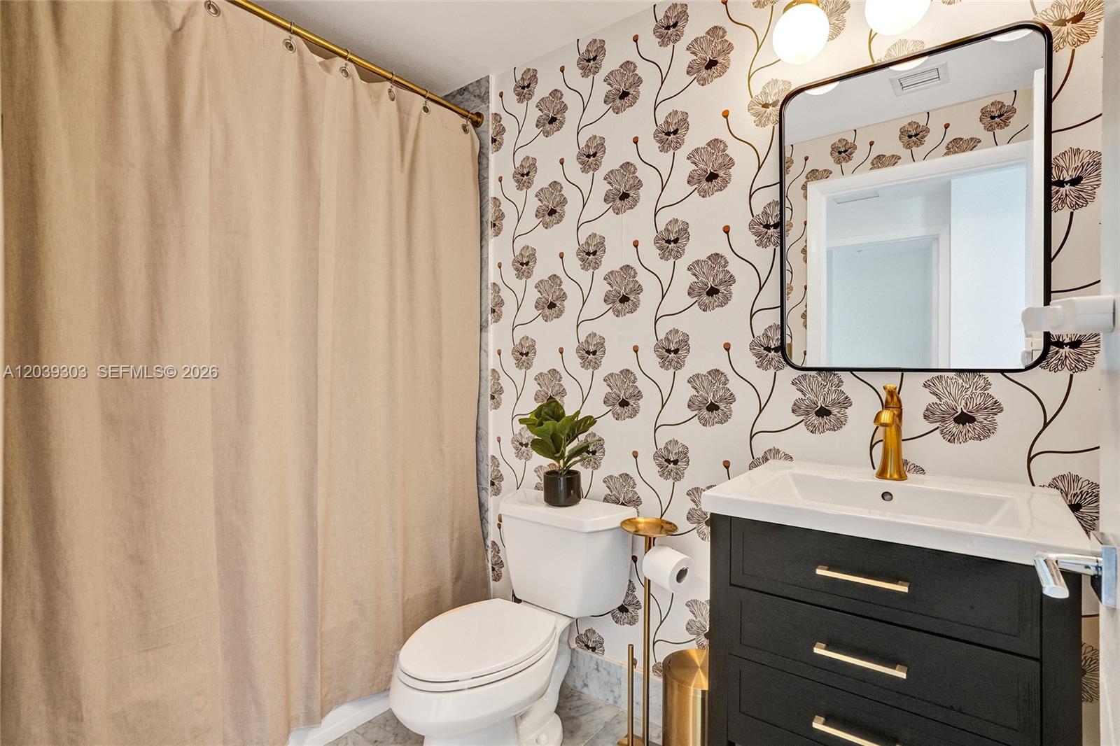 244 Biscayne Boulevard 3409 Property Photo 25