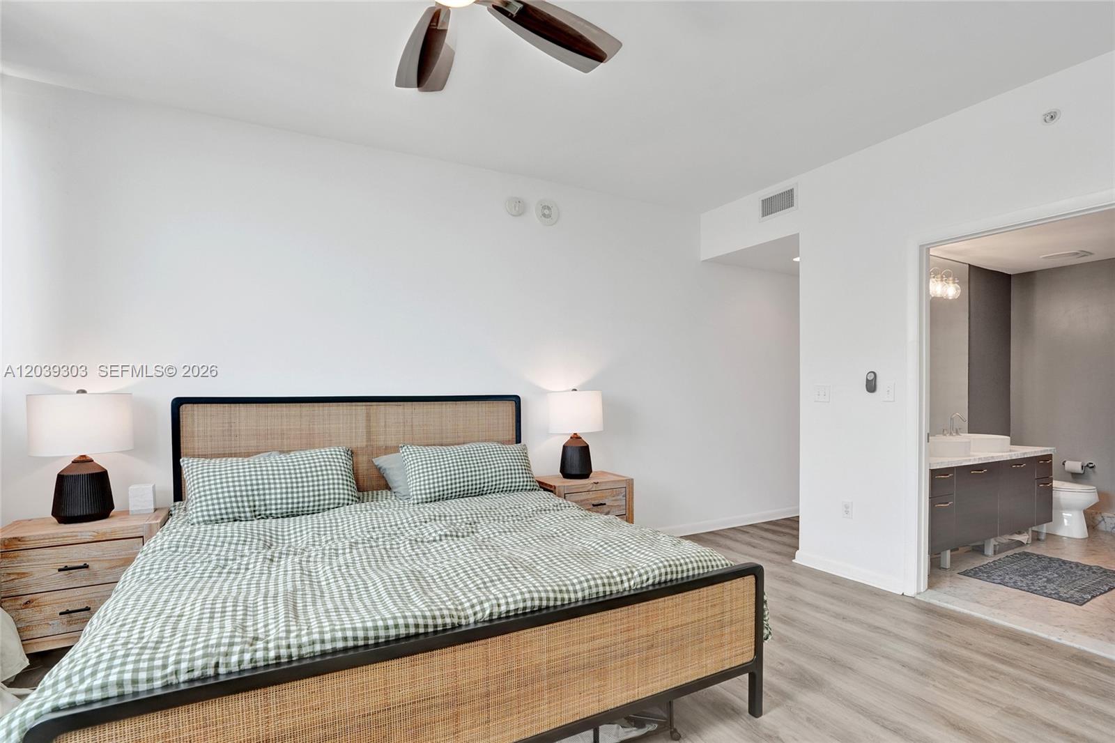 244 Biscayne Boulevard 3409 Property Photo 32