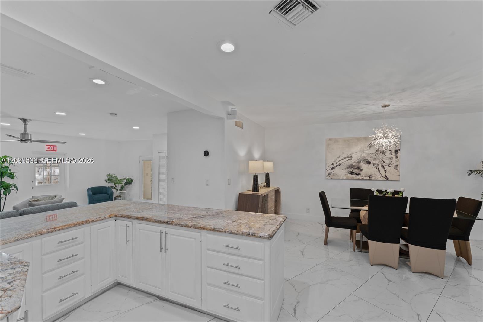 1809 Coral Gardens Drive Property Photo 19