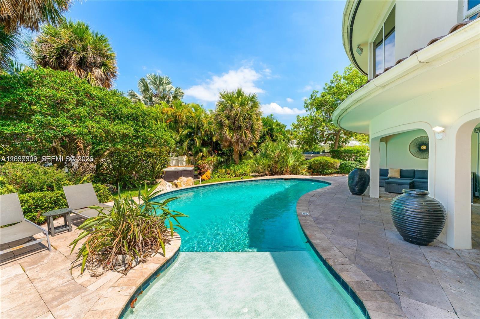 1809 Coral Gardens Drive Property Photo 39