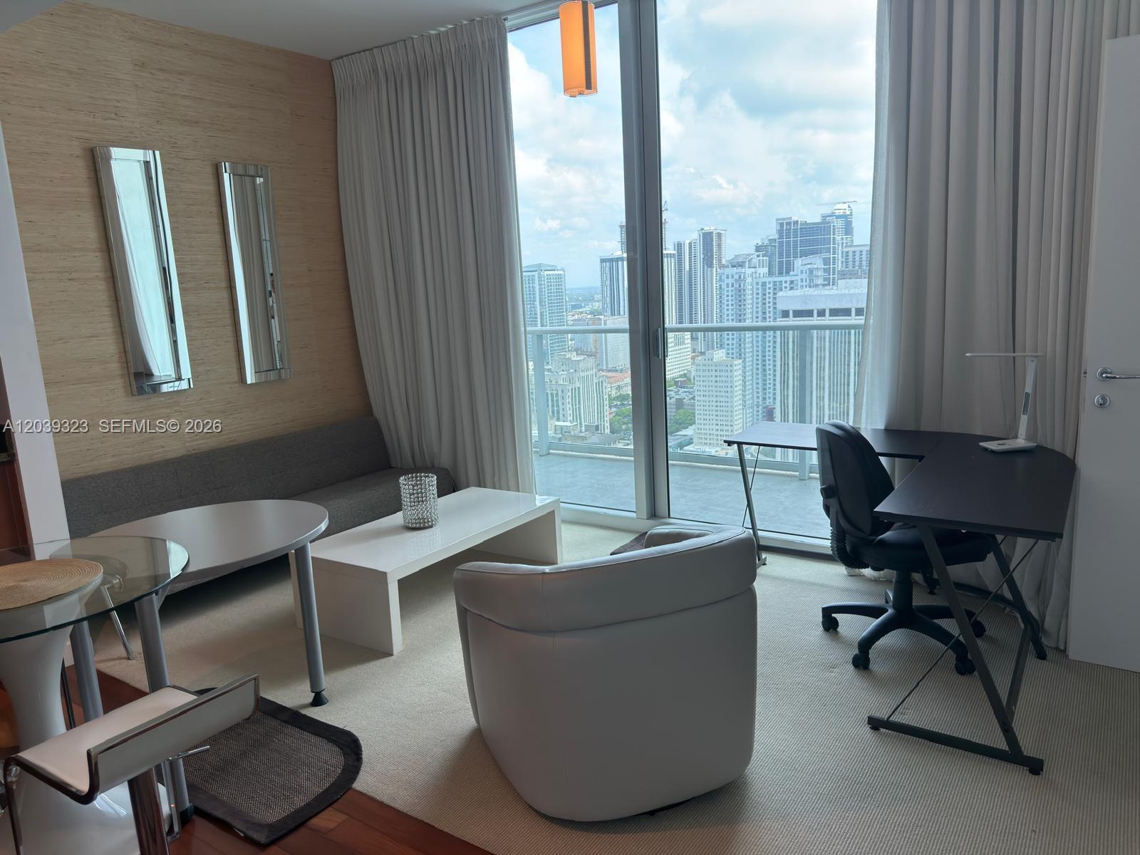 300 S Biscayne Boulevard T-3703 Property Photo 1