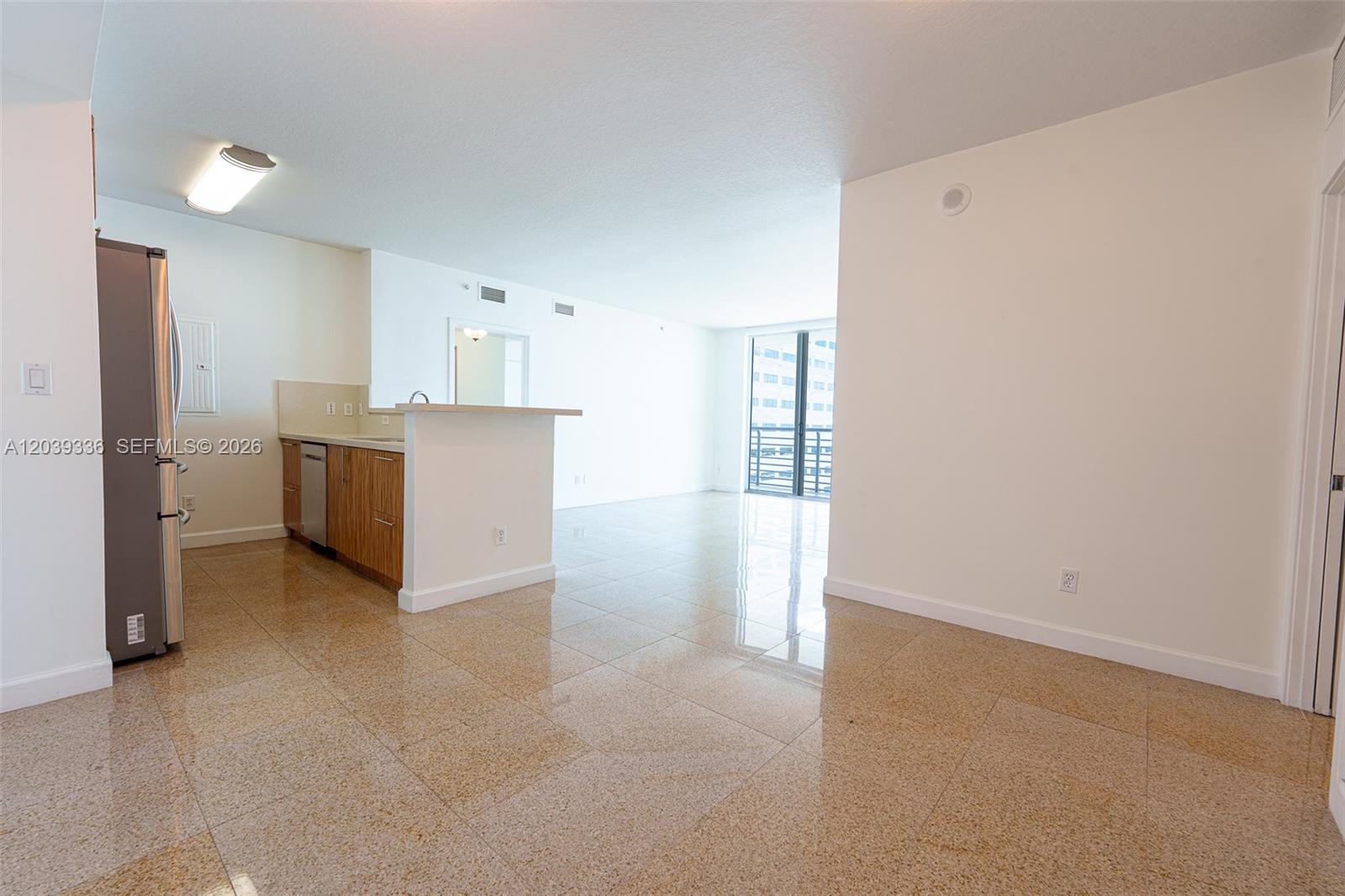 325 S Biscayne Boulevard 4122 Property Photo 9