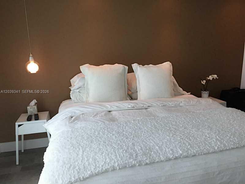 A12039341 Property Photo 12