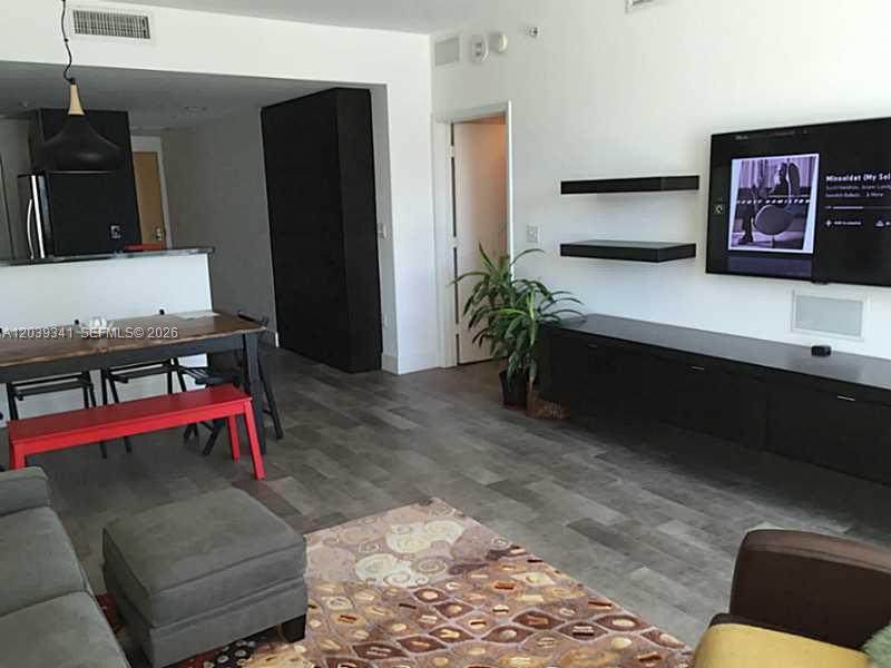 A12039341 Property Photo 38