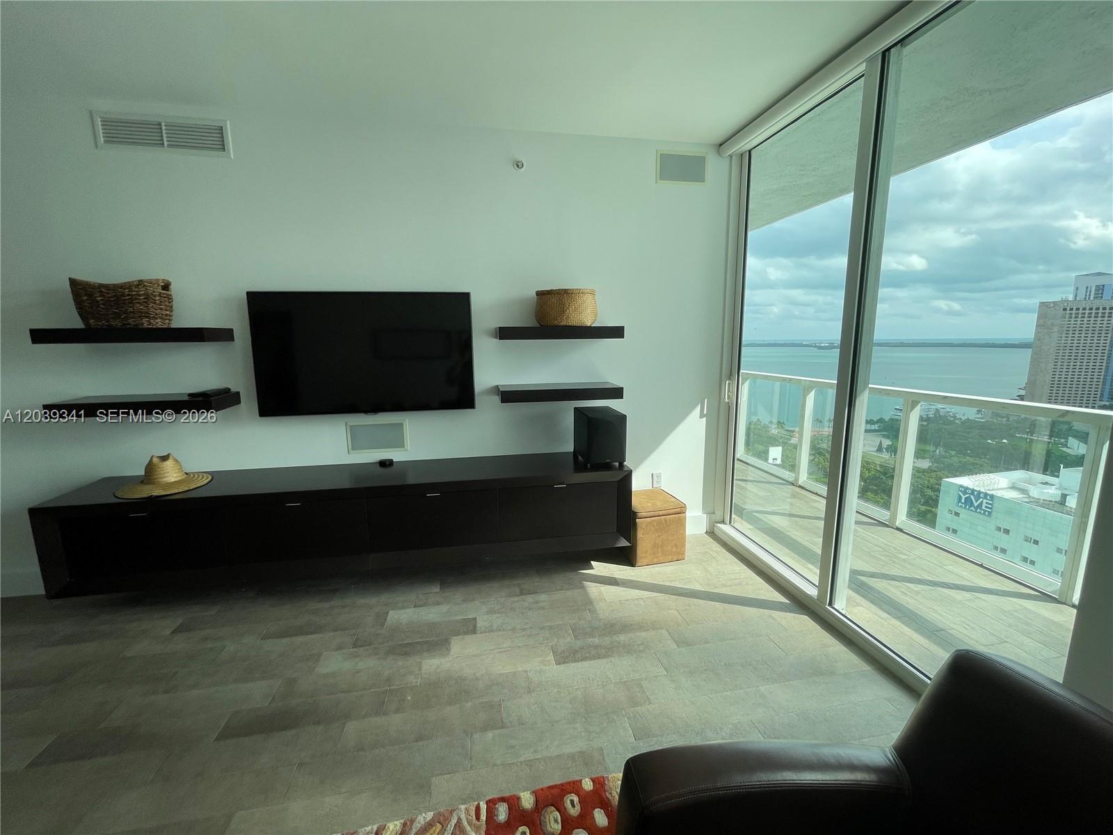 A12039341 Property Photo 48
