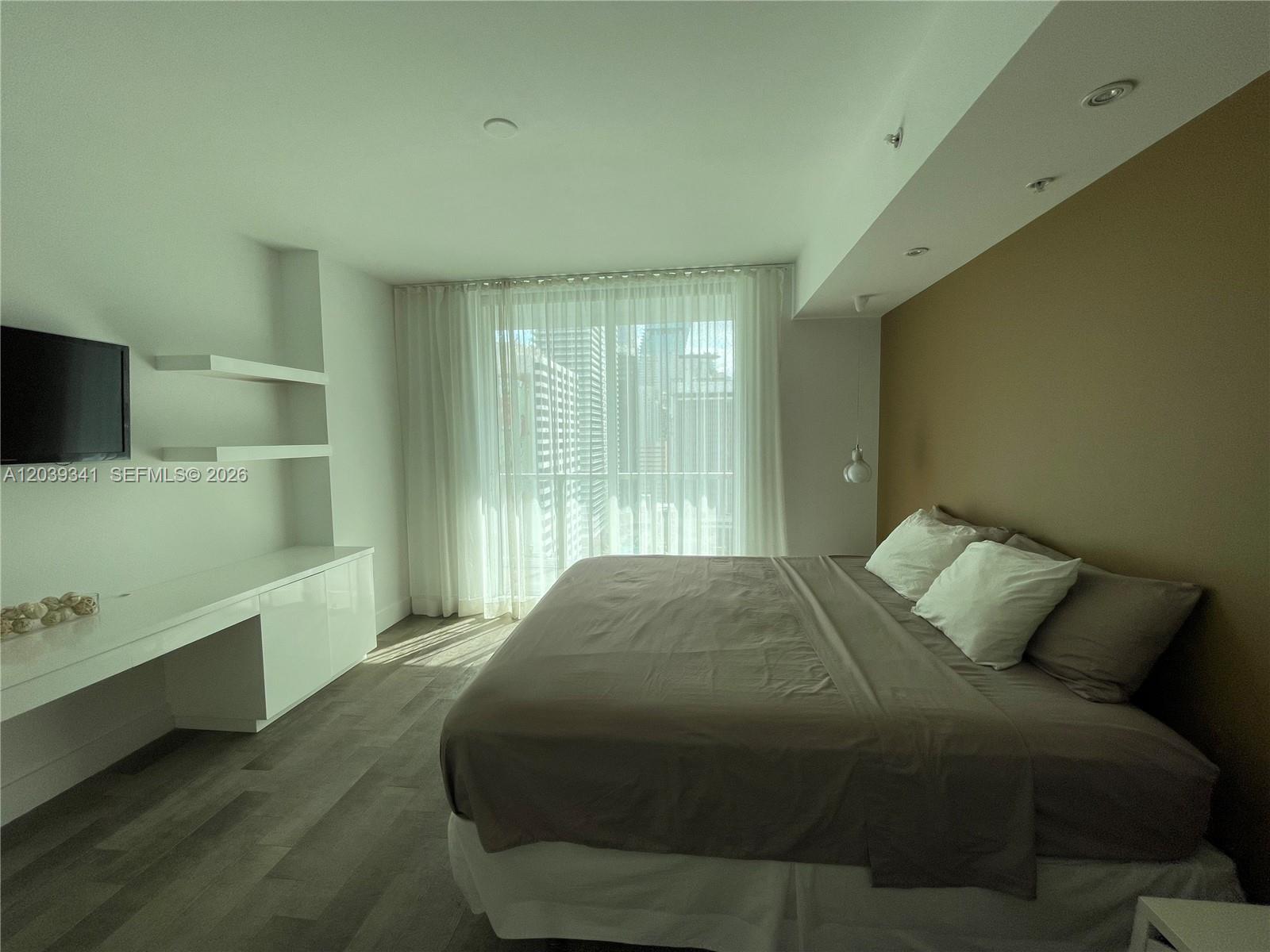 A12039341 Property Photo 77