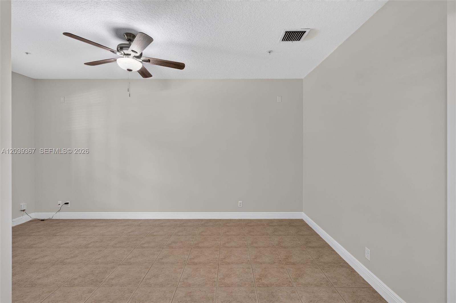 112 Osceola Lane Property Photo 6