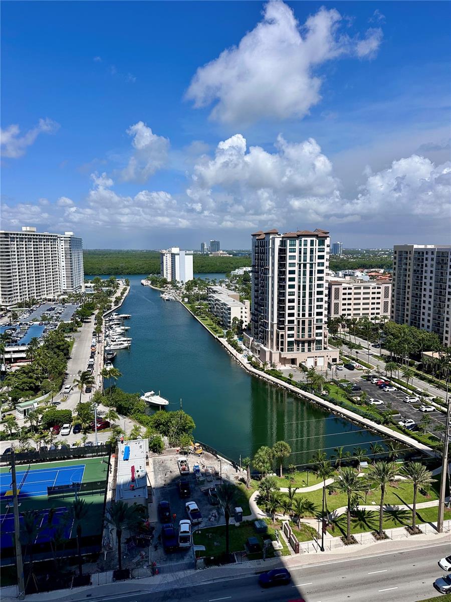 15811 Collins Avenue 1505 Property Photo 1